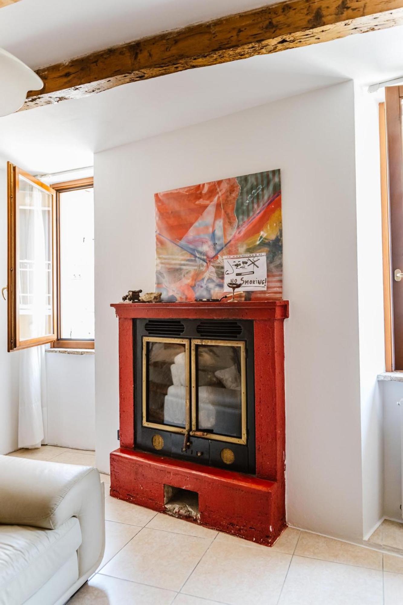 Cozy Castello Apartment Manerba del Garda Luaran gambar