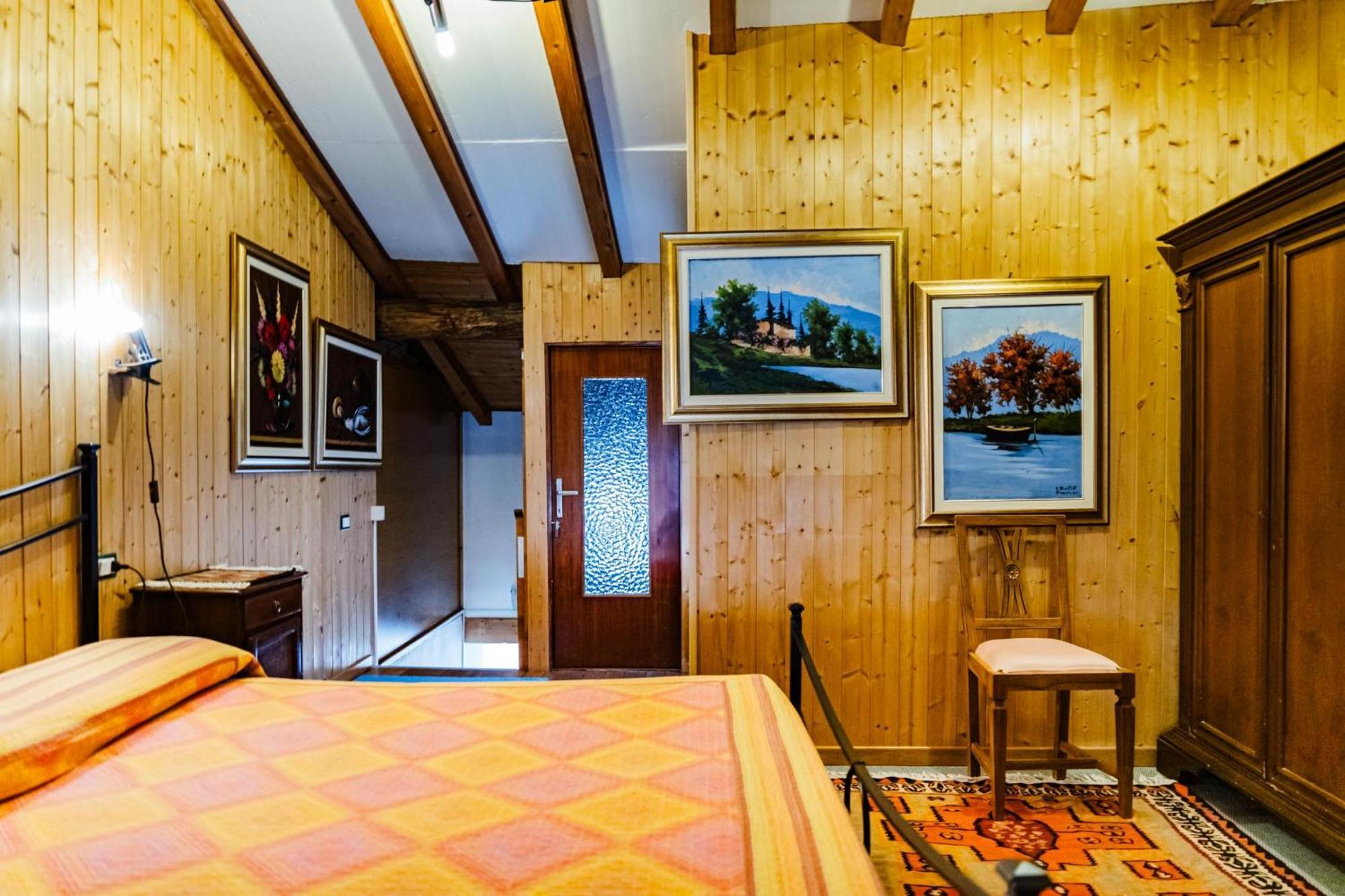 Cozy Castello Apartment Manerba del Garda Luaran gambar