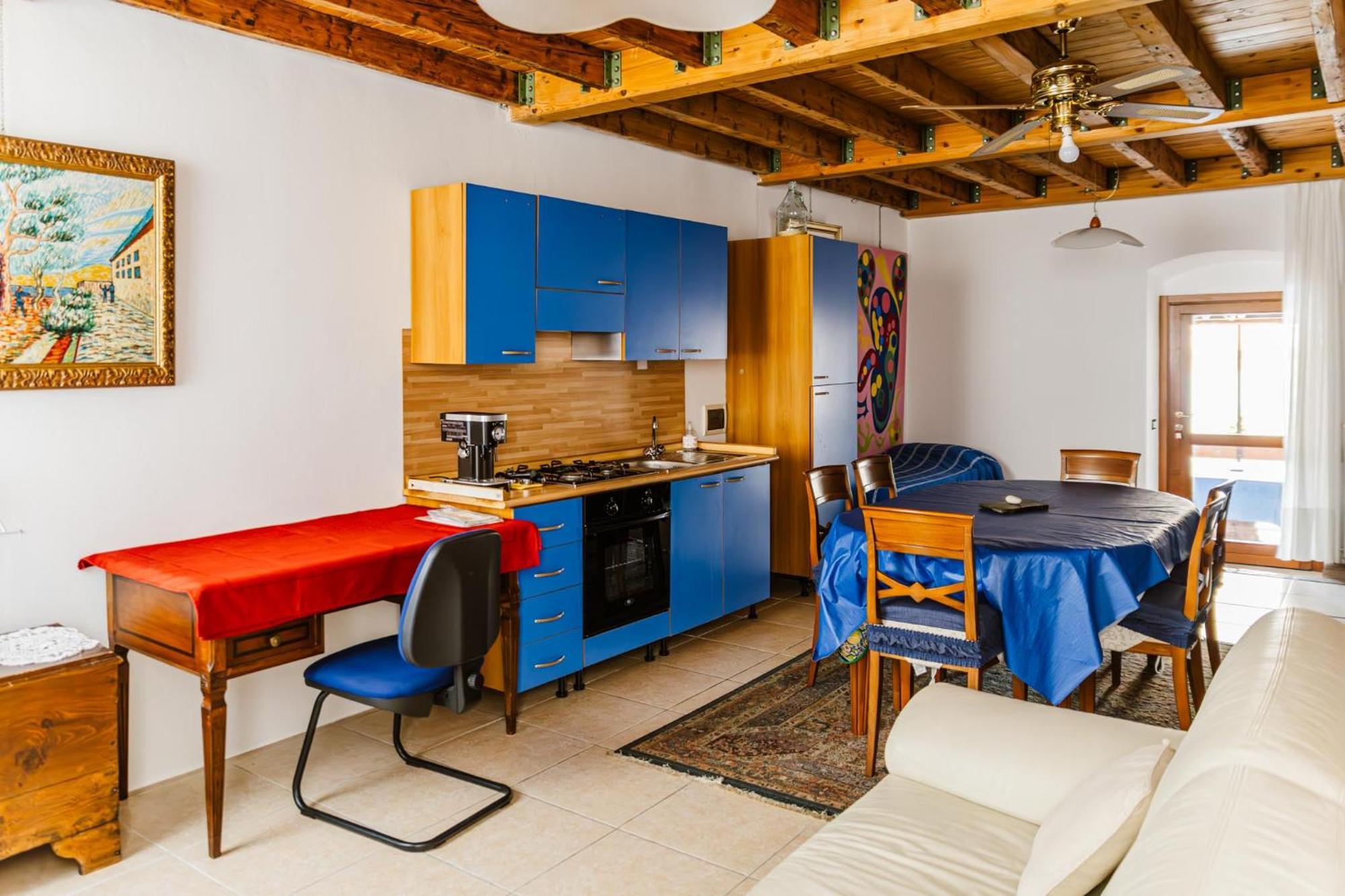 Cozy Castello Apartment Manerba del Garda Luaran gambar