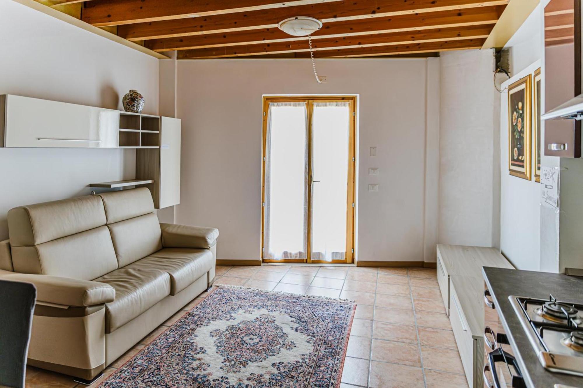 Cozy Castello Apartment Manerba del Garda Luaran gambar