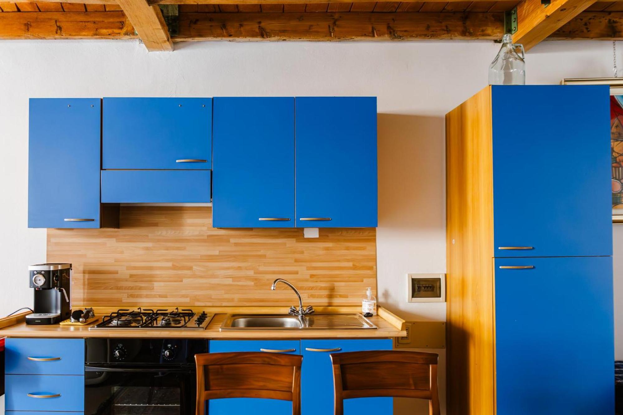 Cozy Castello Apartment Manerba del Garda Luaran gambar