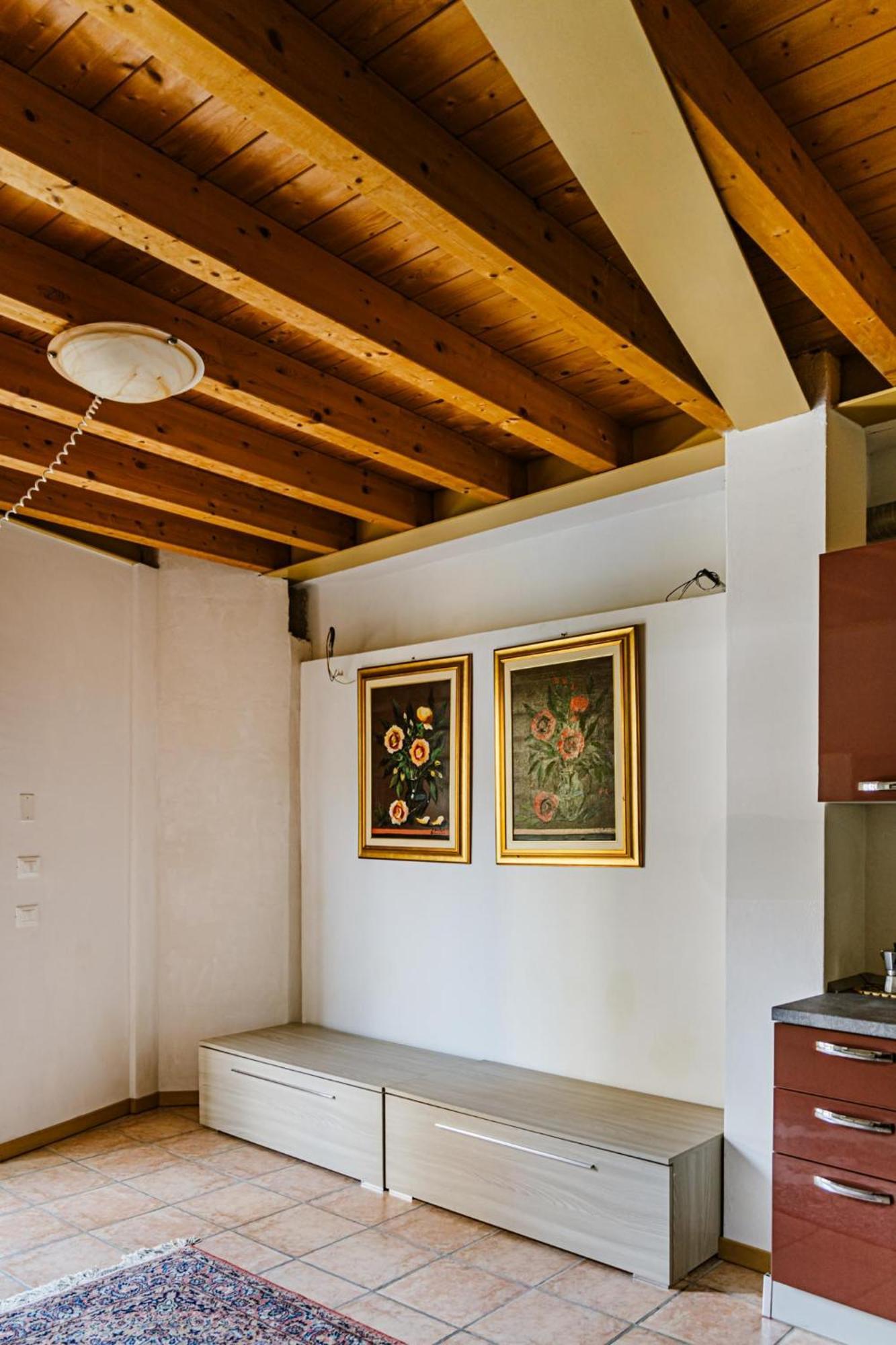 Cozy Castello Apartment Manerba del Garda Luaran gambar